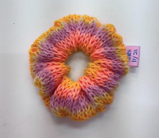 Medium knitted scrunchies - 4 colours