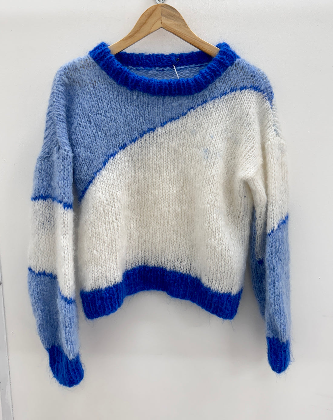 Blue patterned jumper
