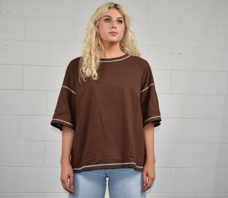 Charlie contrast oversized T - Chocolate